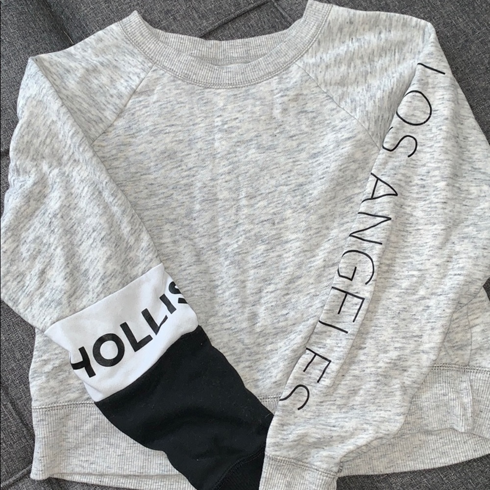 Hollister Crewneck